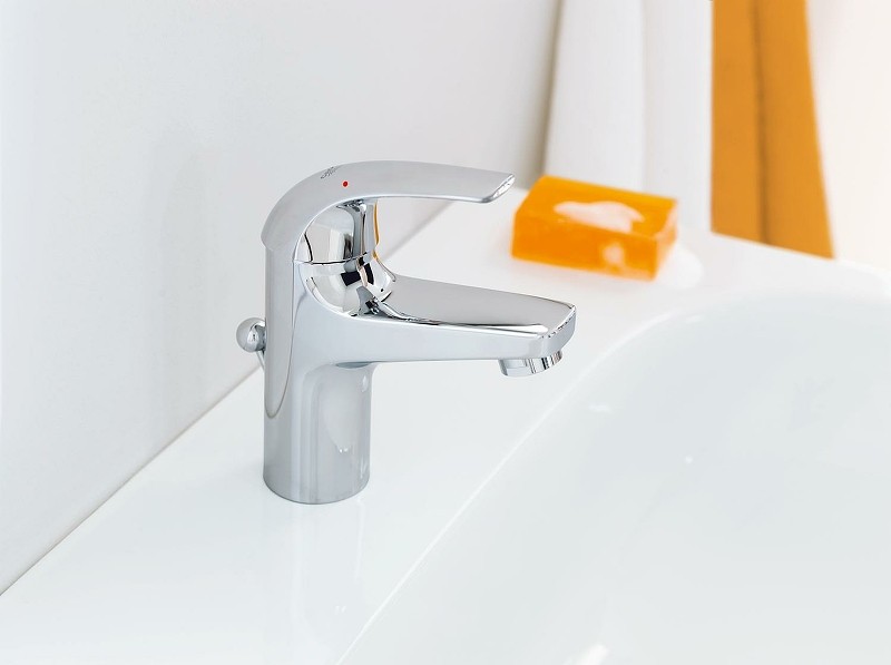 Смеситель для раковины Grohe Baucurve 32805000 Хром