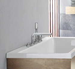 Смеситель на борт ванны Grohe Essence 19578001 Хром