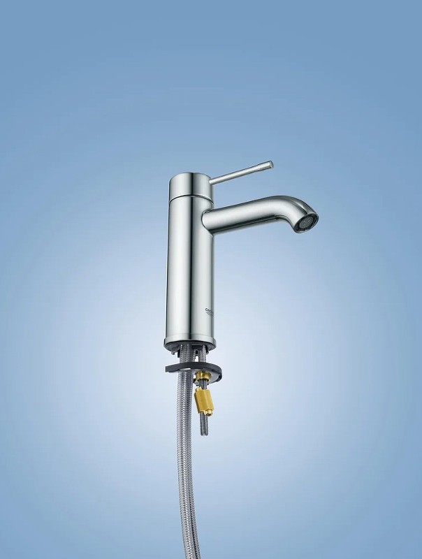Смеситель для раковины Grohe Essence 23590001 Хром