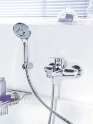 Смеситель для ванны Grohe Eurodisc Cosmopolitan 33390002 Хром
