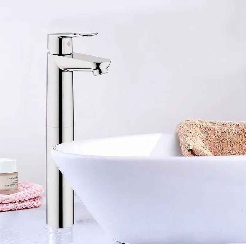 Смеситель для раковины Grohe BauLoop 23764000