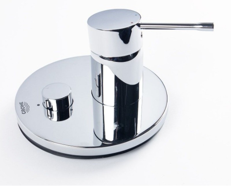 Смеситель для душа Grohe Essence New 24092001