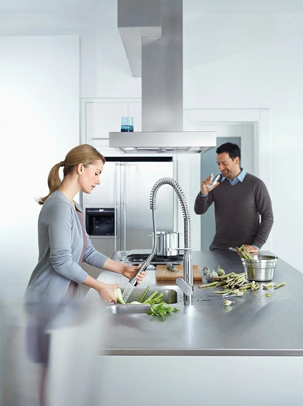 Смеситель для кухни Grohe K7 32950000 Хром