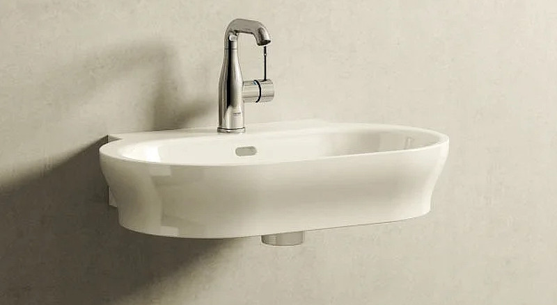 Смеситель для раковины Grohe Essence+ 23480001