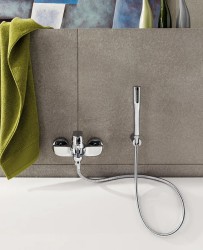 Смеситель для ванны Grohe Eurosmart Cosmopolitan 32832000 Хром