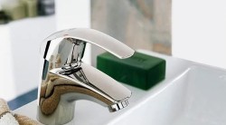 Смеситель для раковины Grohe Euroeco 32881000
