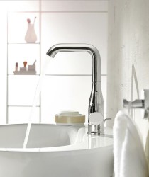 Смеситель для раковины Grohe Essence+ 32628001 Хром