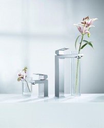 Смеситель для раковины Grohe Eurocube 23406000 Хром