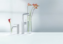 Смеситель для раковины Grohe Essence New 23591001